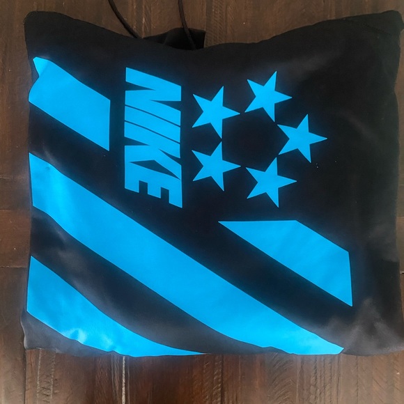 Nike Other - Men’s Nike Hoodie XL
